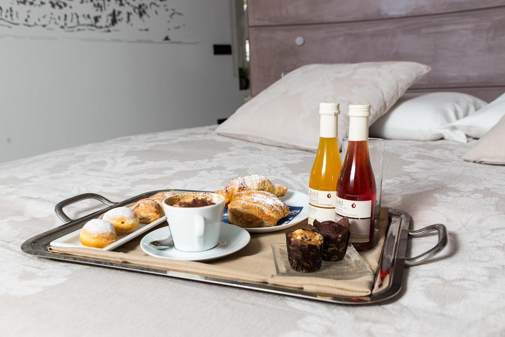 La Residenza Del Monaco Bianco Bed & Breakfast Matera Luaran gambar